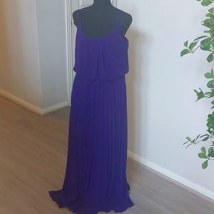 Bisou Bisou by Michele Bohbot Woman's Long Sleeveless Dress Size 14 Color Purple